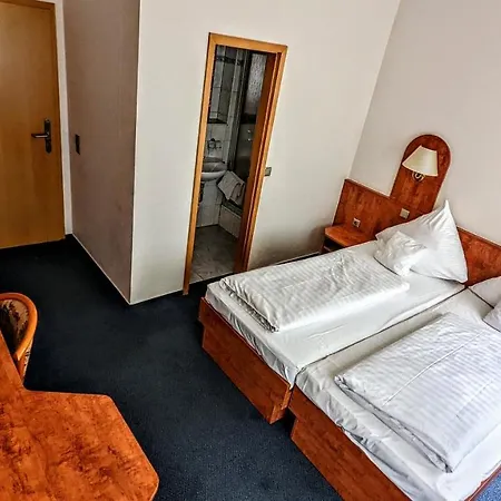 Am Rathaus Hotel 2*
